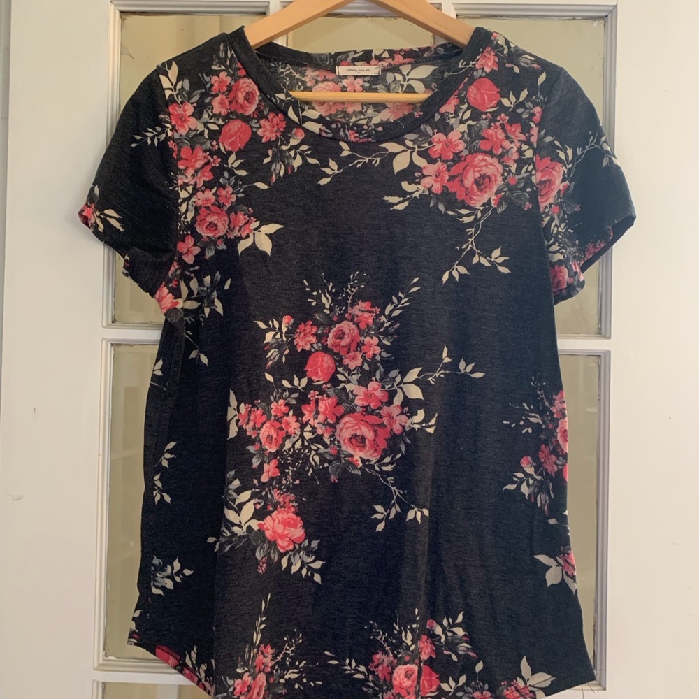12 Pm By Mon Ami gray and Pink Relaxed Short Sleeve Tee